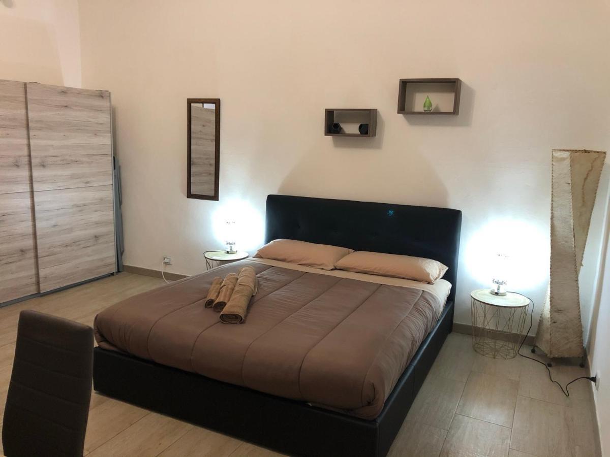 Civico 10 Apartment Sassari Ngoại thất bức ảnh